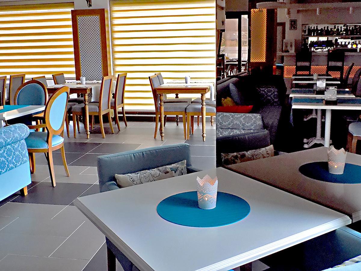 Fly Inn Hotel Lounge Machelen Экстерьер фото